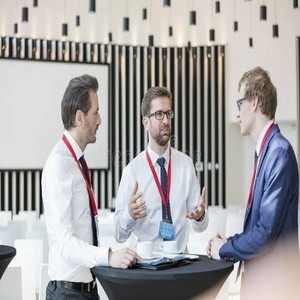 Coffee Break & Expo Visit